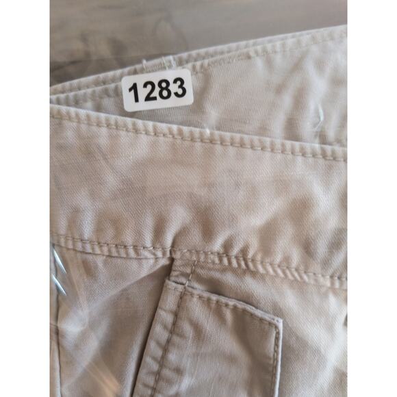 Torrid Bermuda Shorts Women's Size 12 Neutral Khaki 12 inch Cotton Flat front - Picture 10 of 10